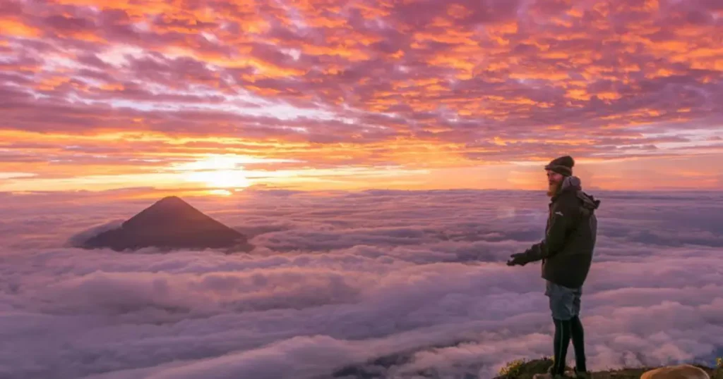 Best time to visit volcano Acatenango