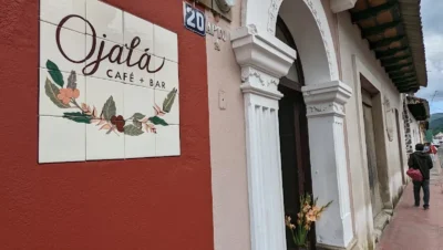 Ojala Cafe + Bar - Antigua Guatemala