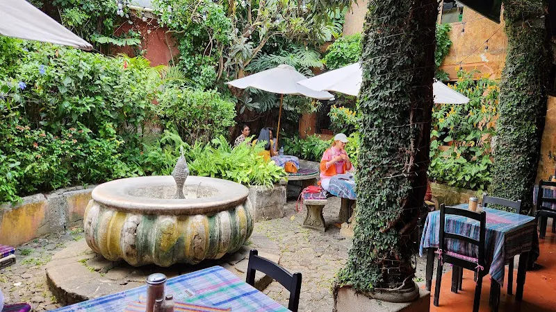 Café Condesa Antigua Guatemala