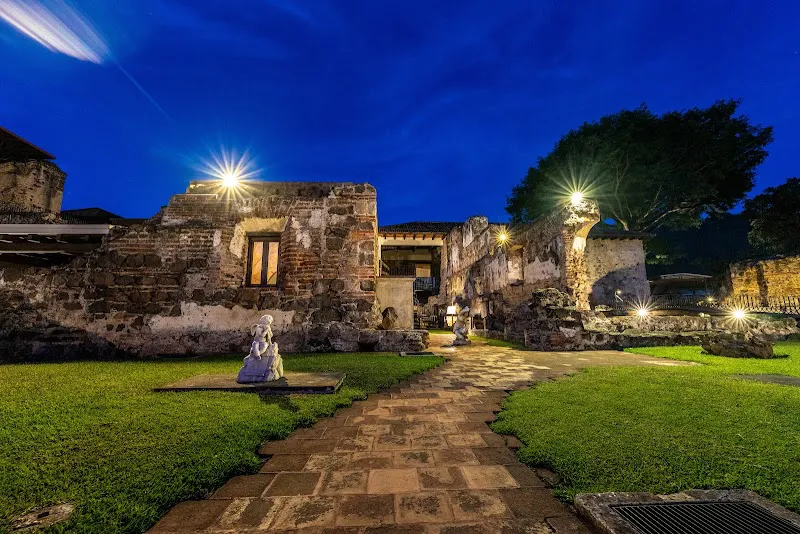 Casa Santo Domingo Antigua Guatemala