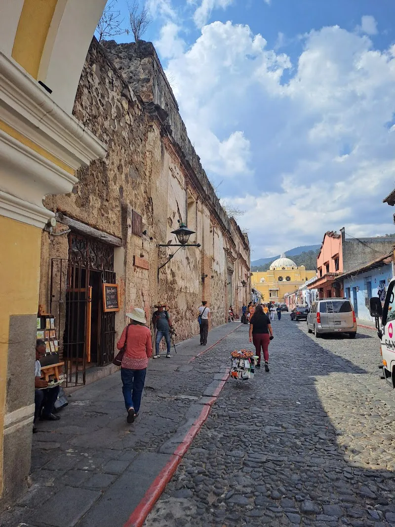 Santa Catalina Arch Antigua Guatemala photo 2