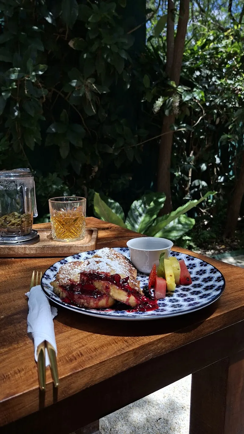 The Garden Cafe Antigua Guatemala photo 2