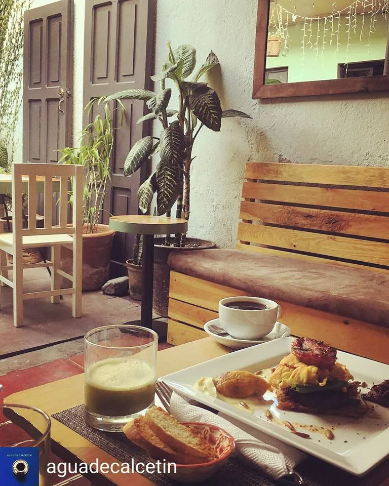 Union Cafe Antigua Guatemala photo 3